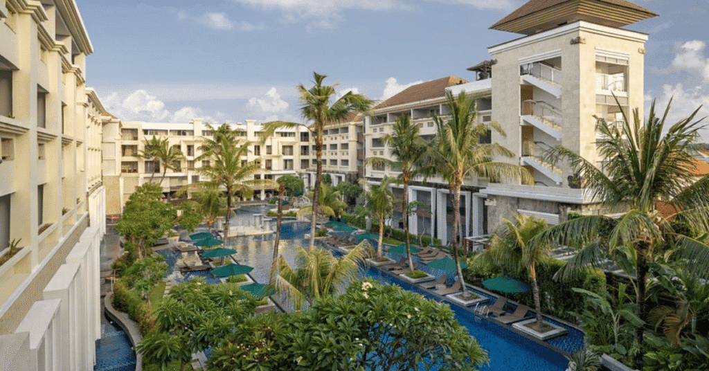 Sanur vs Nusa Dua