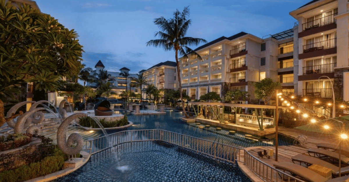 Sanur vs Nusa Dua